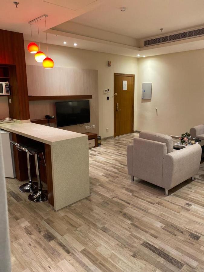 Thwary Hotel Suites Ер-Ріяд Екстер'єр фото