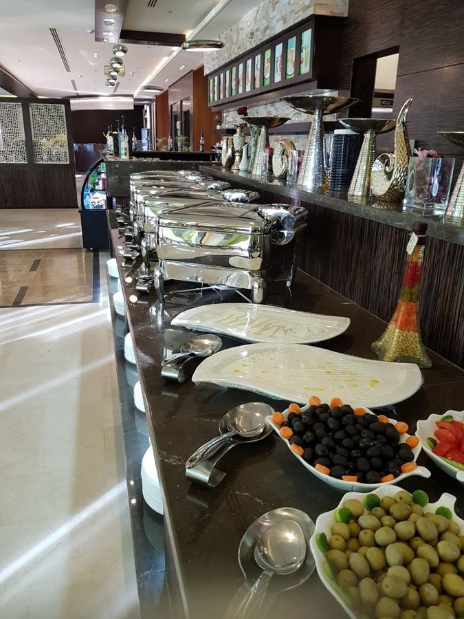 Thwary Hotel Suites Ер-Ріяд Екстер'єр фото