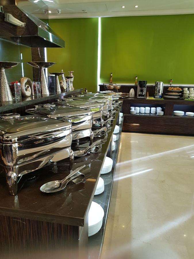 Thwary Hotel Suites Ер-Ріяд Екстер'єр фото