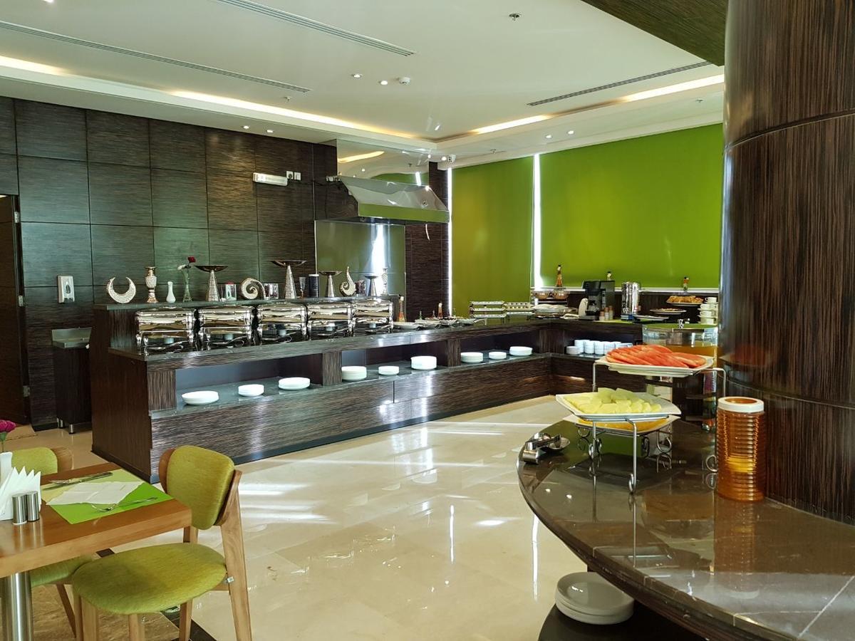 Thwary Hotel Suites Ер-Ріяд Екстер'єр фото